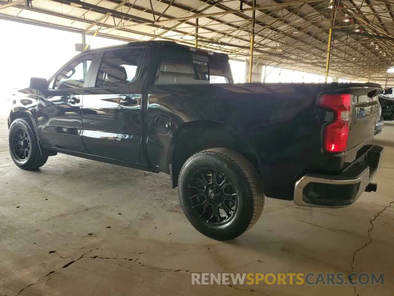 2 Фотография поврежденного автомобиля 2GCPACED5R1202469 CHEVROLET ALL Models 2024