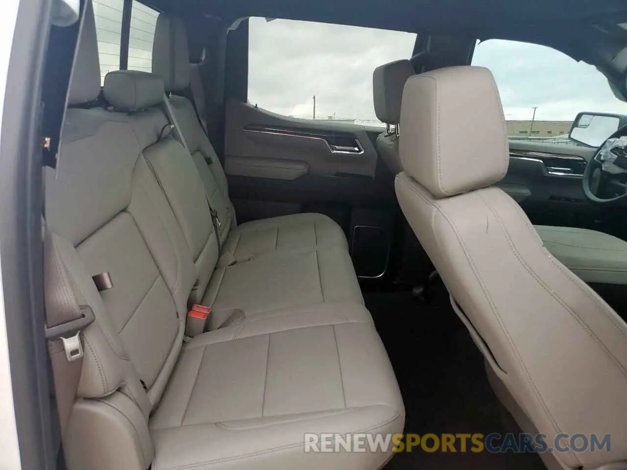 10 Фотография поврежденного автомобиля 2GCPADED1R1218822 CHEVROLET ALL Models 2024