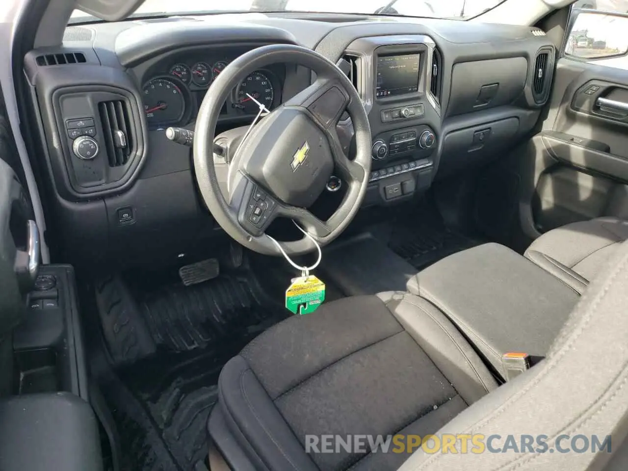8 Фотография поврежденного автомобиля 3GCNAAED5RG274727 CHEVROLET ALL Models 2024