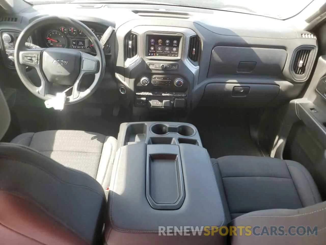 8 Фотография поврежденного автомобиля 3GCUDCEDXRG330658 CHEVROLET ALL Models 2024