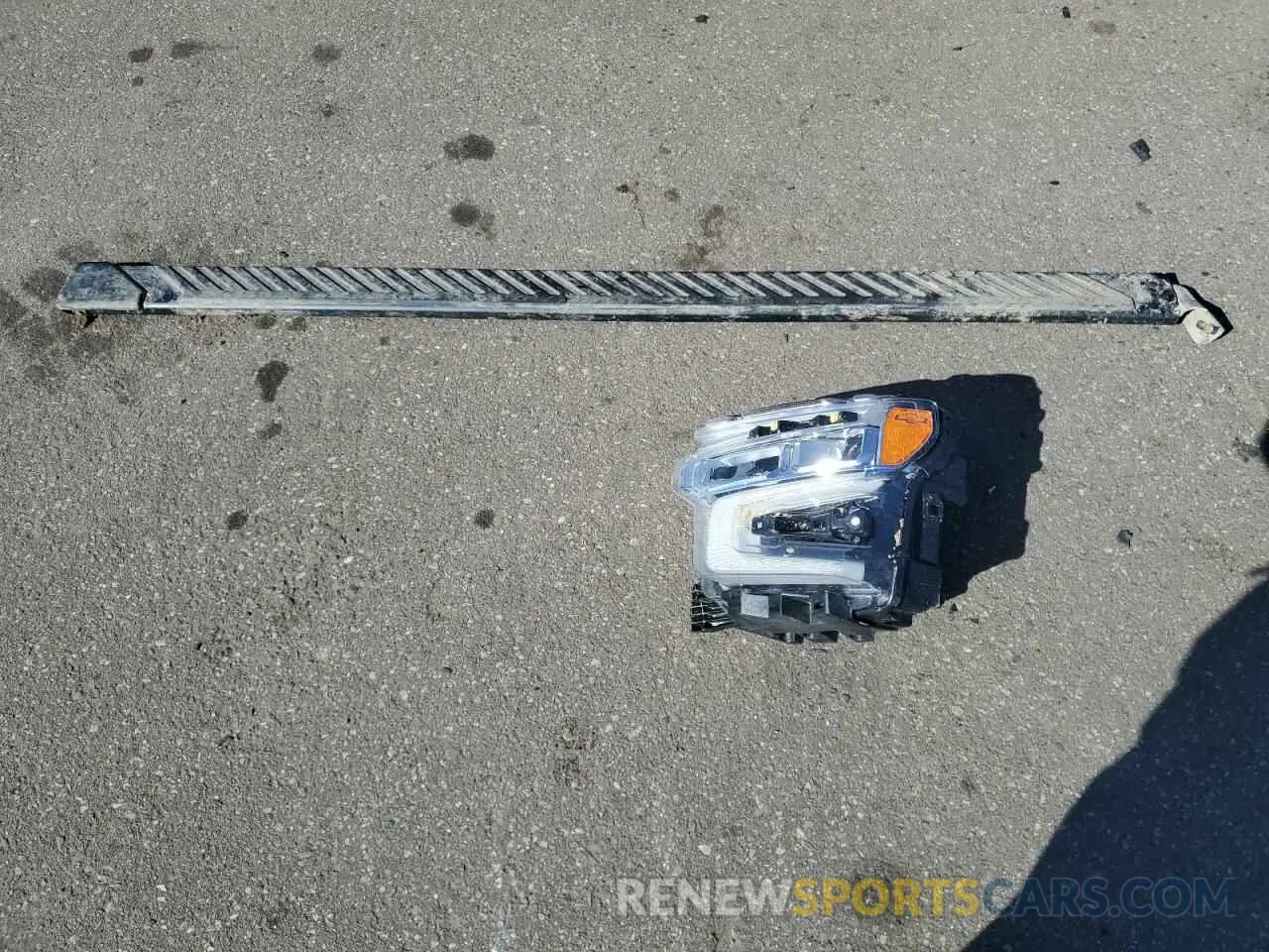 12 Photograph of a damaged car 3GCUDEED8RG379742 CHEVROLET ALL Models 2024