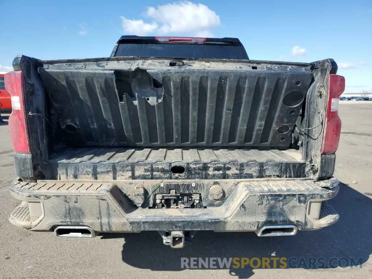 6 Photograph of a damaged car 3GCUDEED8RG379742 CHEVROLET ALL Models 2024