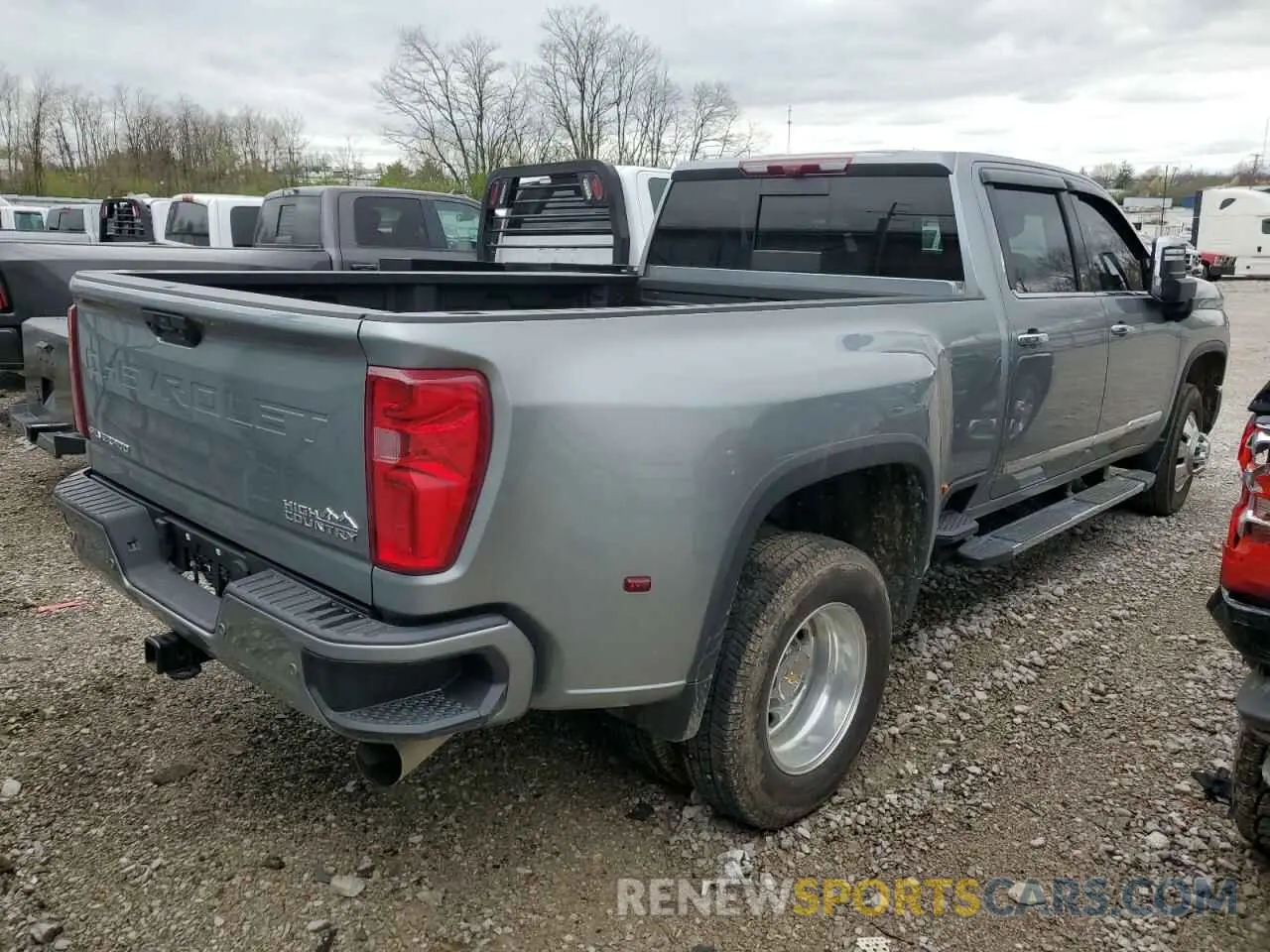 3 Фотография поврежденного автомобиля 1GC4KVEY3SF122424 CHEVROLET ALL Models 2025