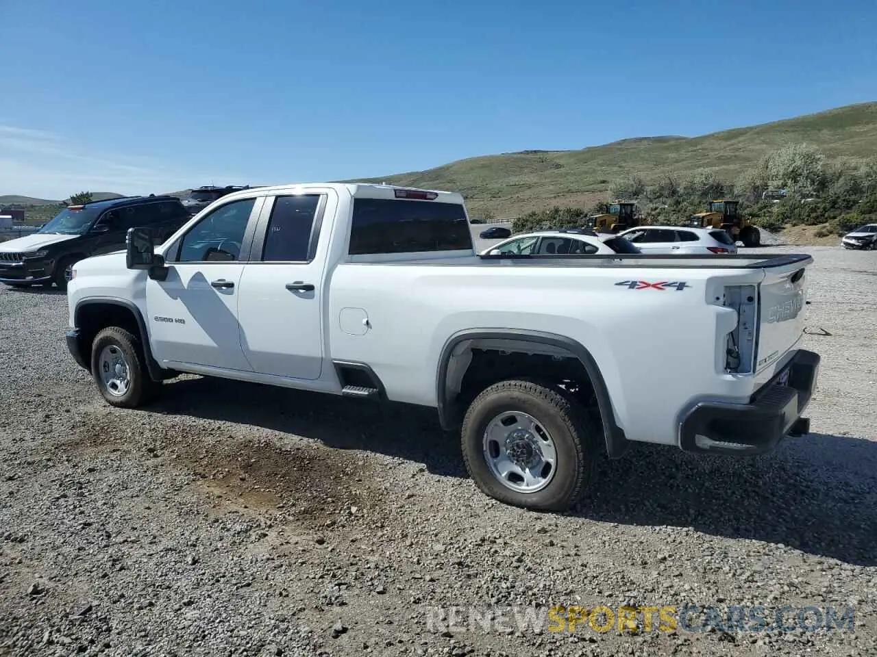2 Фотография поврежденного автомобиля 1GC5KLE77SF171318 CHEVROLET ALL Models 2025