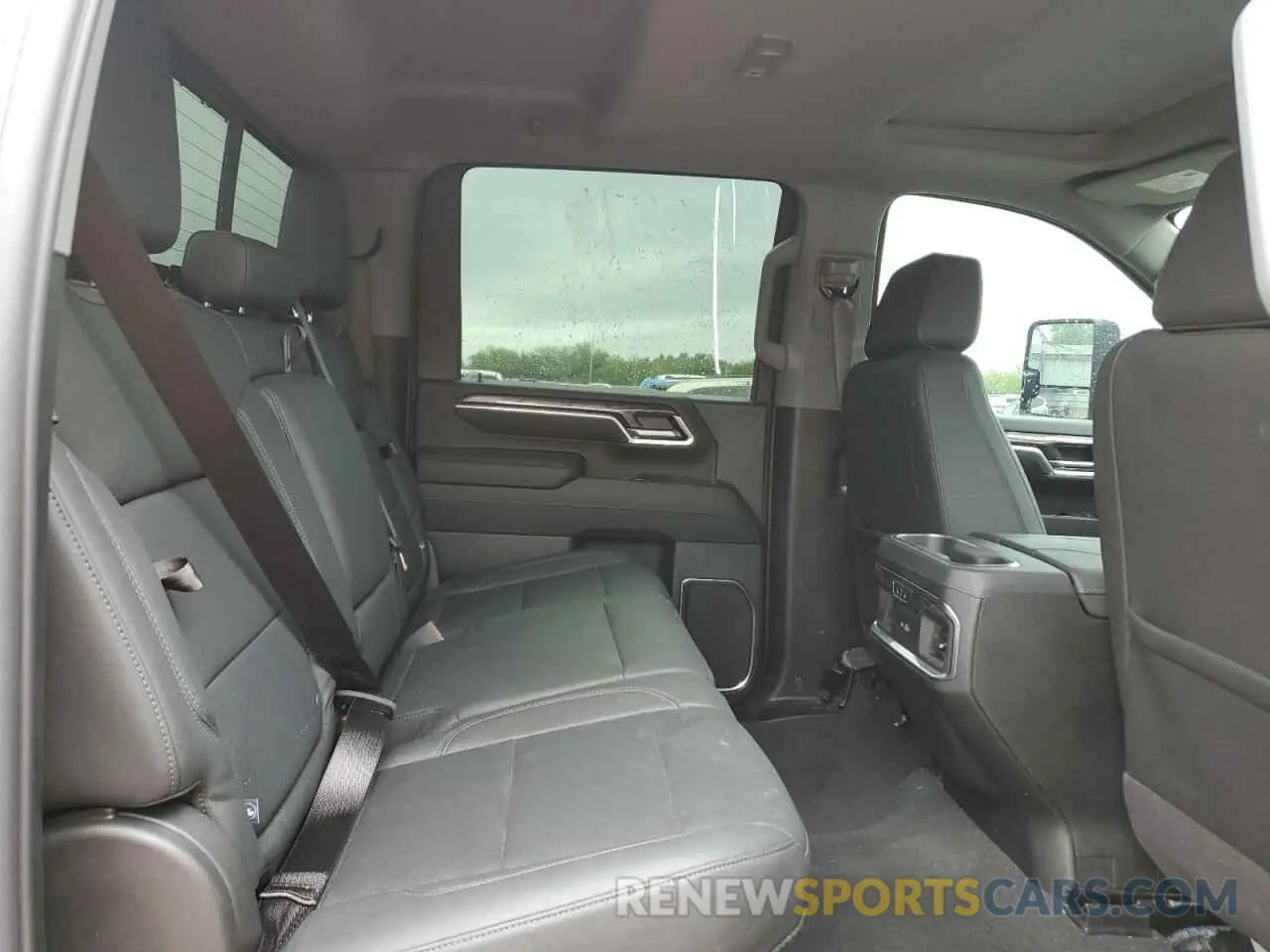10 Фотография поврежденного автомобиля 2GC4KPE75S1121558 CHEVROLET ALL Models 2025