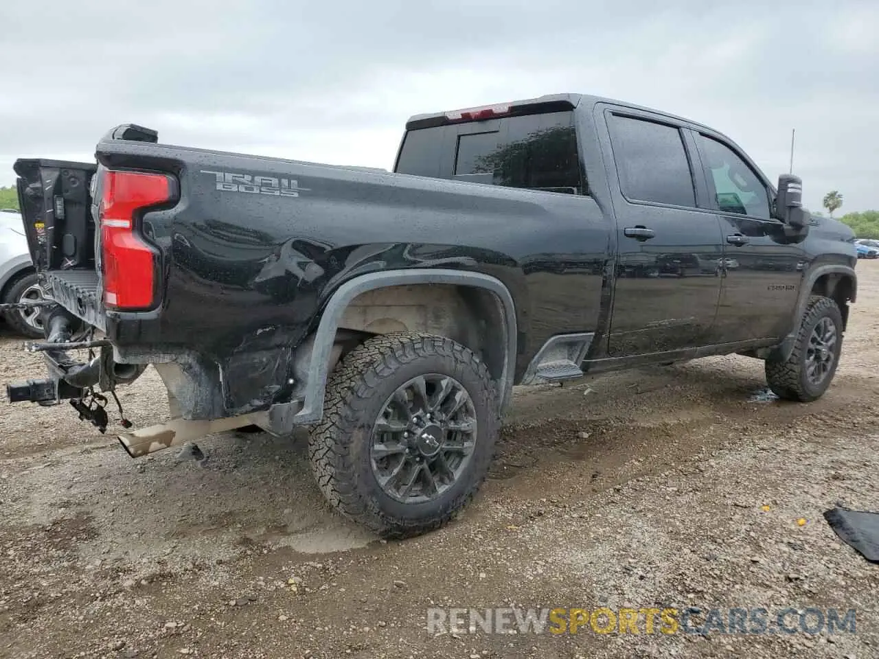 3 Фотография поврежденного автомобиля 2GC4KPE75S1121558 CHEVROLET ALL Models 2025