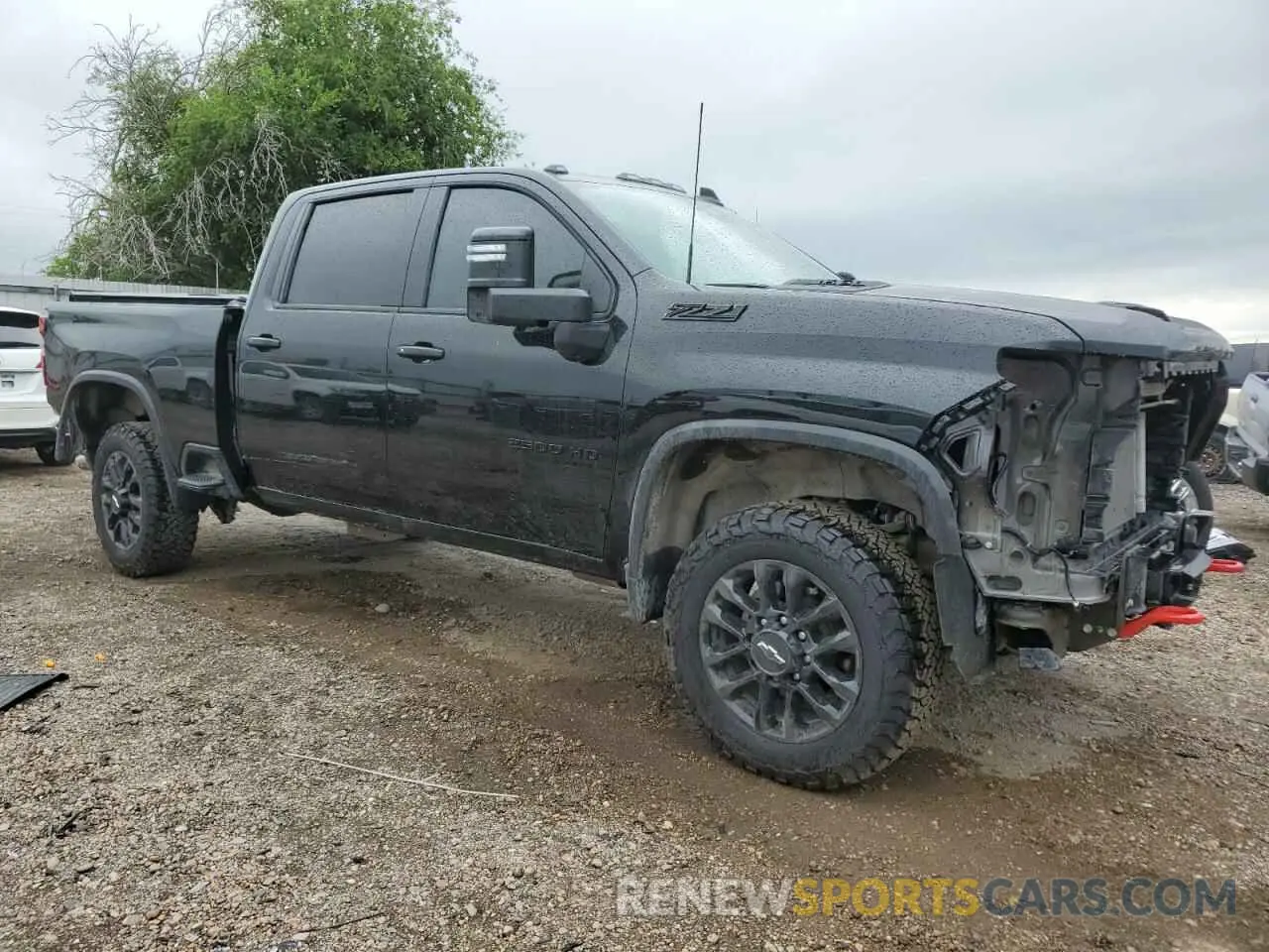 4 Фотография поврежденного автомобиля 2GC4KPE75S1121558 CHEVROLET ALL Models 2025