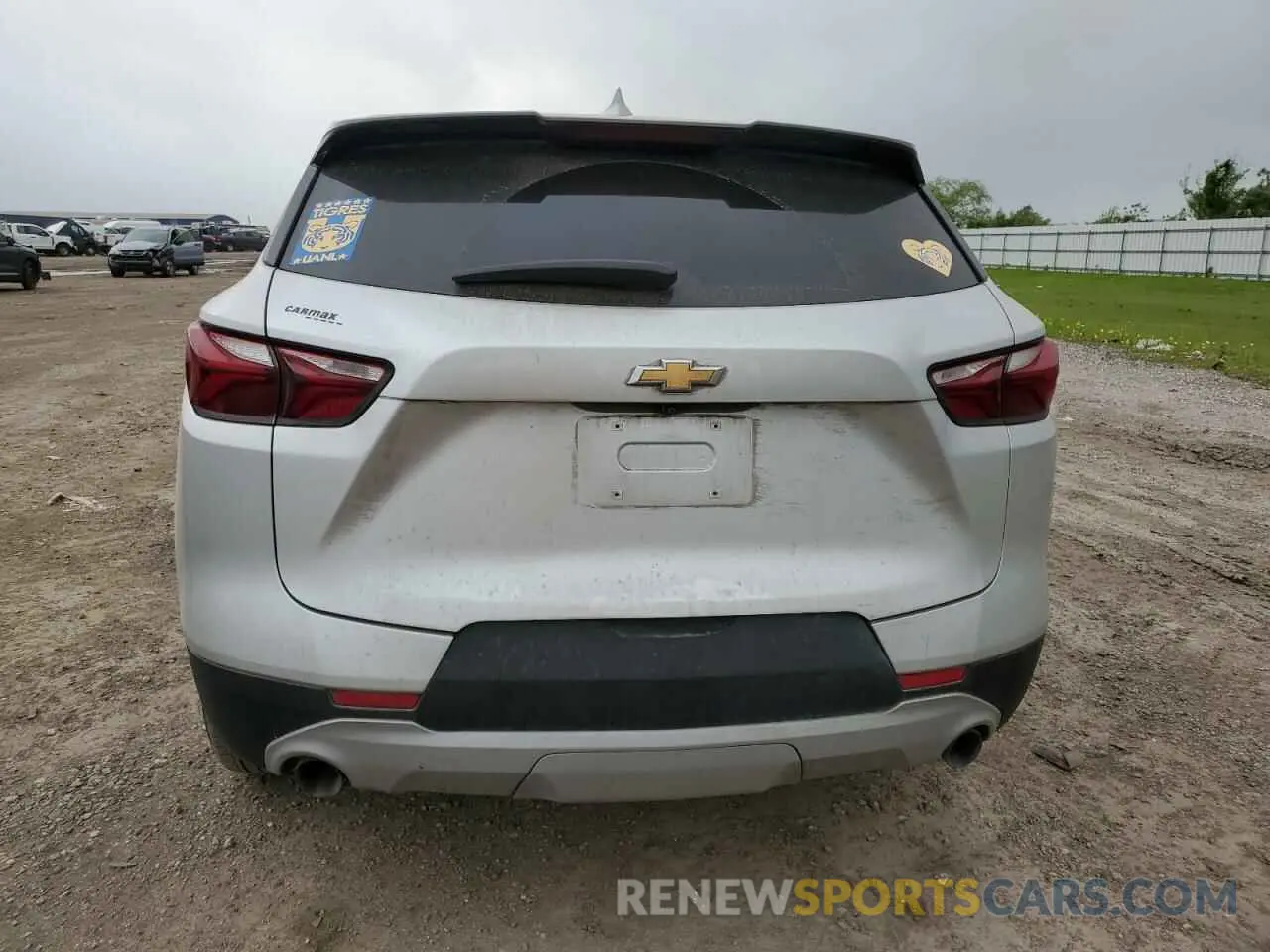 6 Photograph of a damaged car 3GNKBBRA1KS696459 CHEVROLET BLAZER 2019