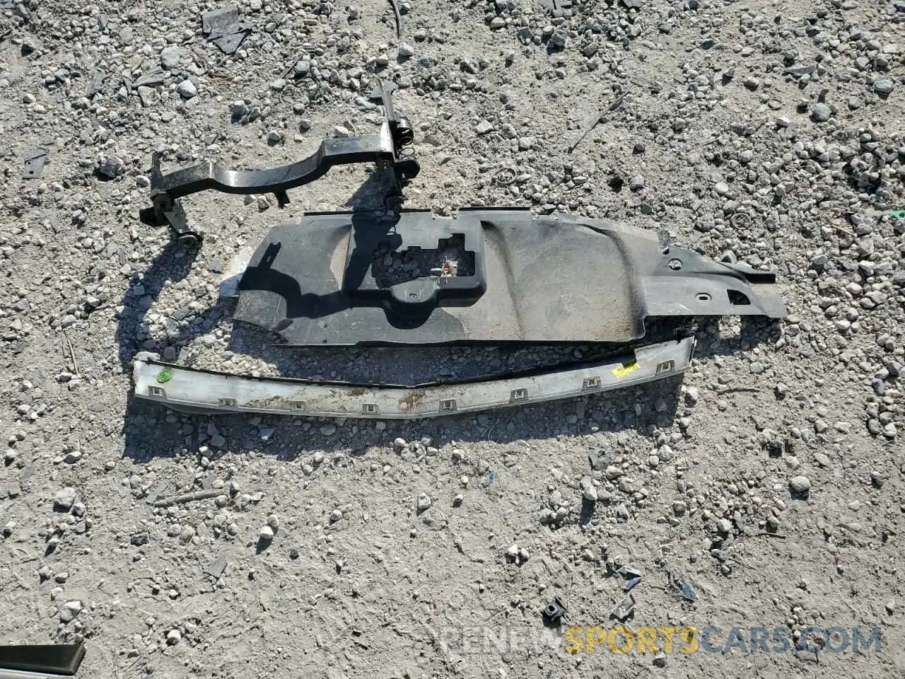 15 Photograph of a damaged car 3GNKBBRA4KS614546 CHEVROLET BLAZER 2019
