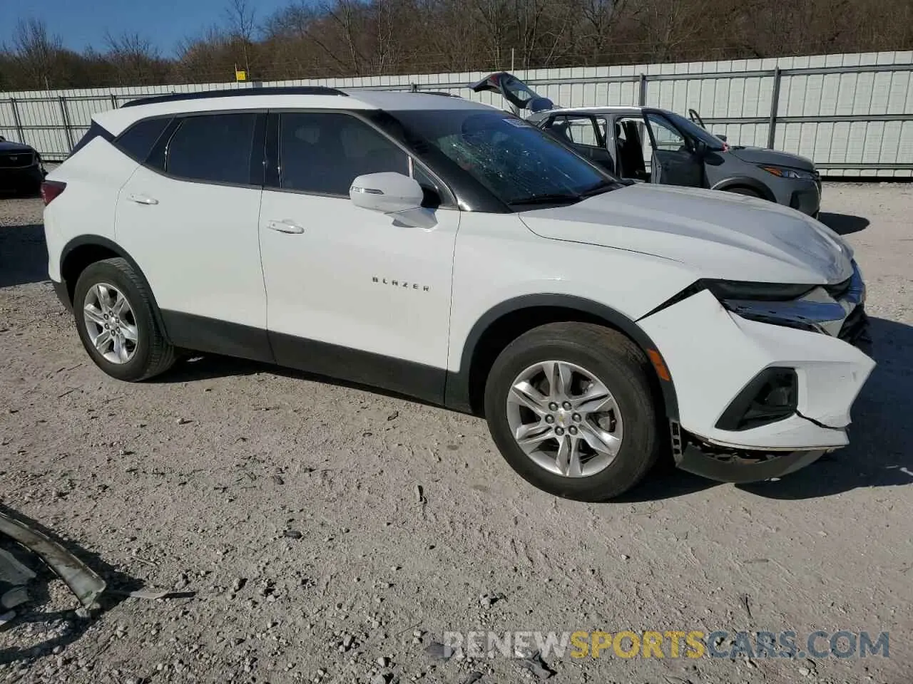 4 Photograph of a damaged car 3GNKBBRA4KS614546 CHEVROLET BLAZER 2019