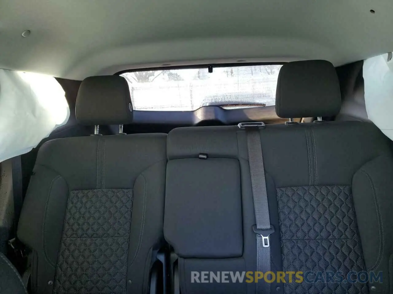 10 Photograph of a damaged car 3GNKBBRA6KS583168 CHEVROLET BLAZER 2019
