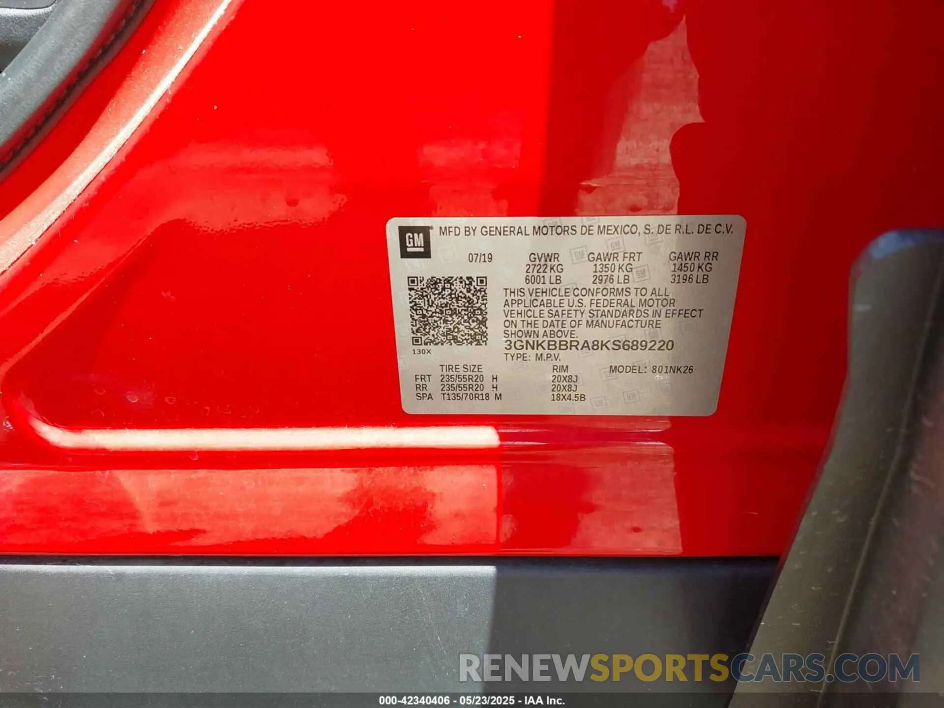 9 Photograph of a damaged car 3GNKBBRA8KS689220 CHEVROLET BLAZER 2019