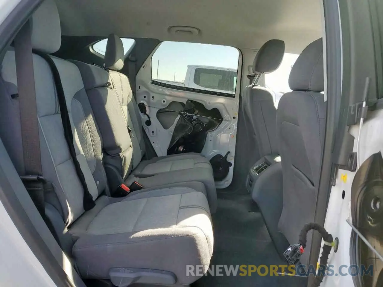 11 Фотография поврежденного автомобиля 3GNKBCRS5KS688069 CHEVROLET BLAZER 2019