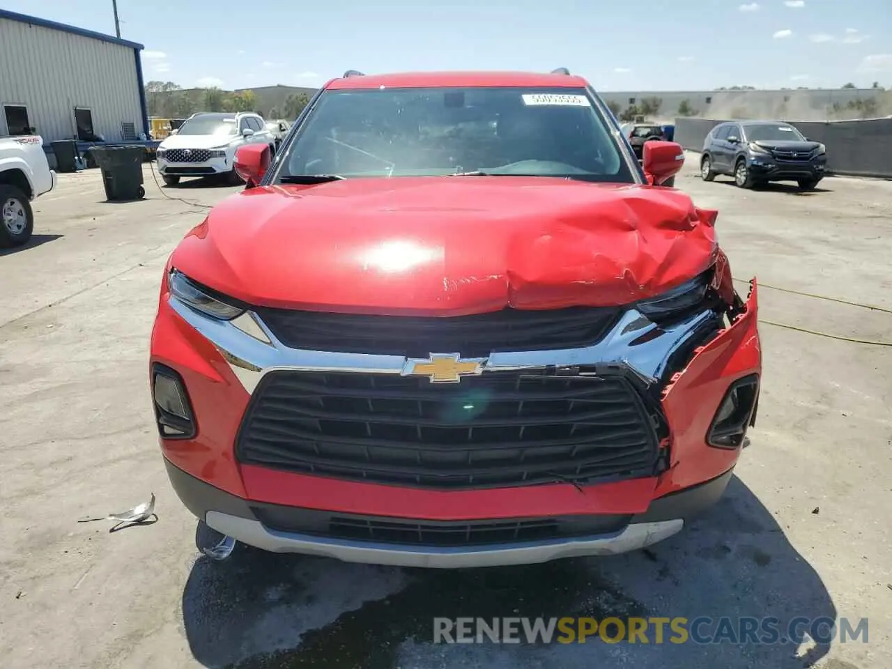 5 Photograph of a damaged car 3GNKBCRS7KS693175 CHEVROLET BLAZER 2019