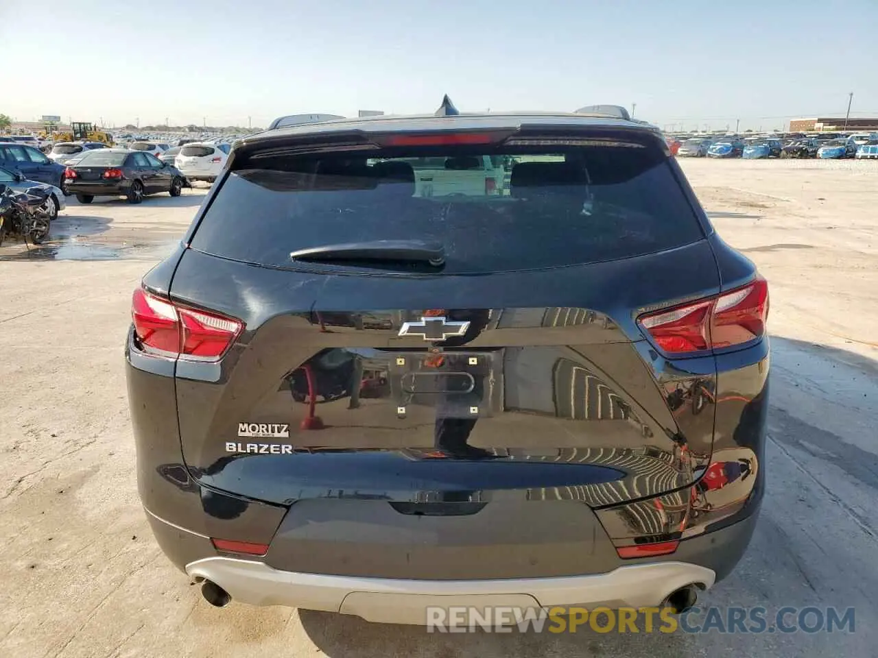 6 Photograph of a damaged car 3GNKBCRS8KS697574 CHEVROLET BLAZER 2019