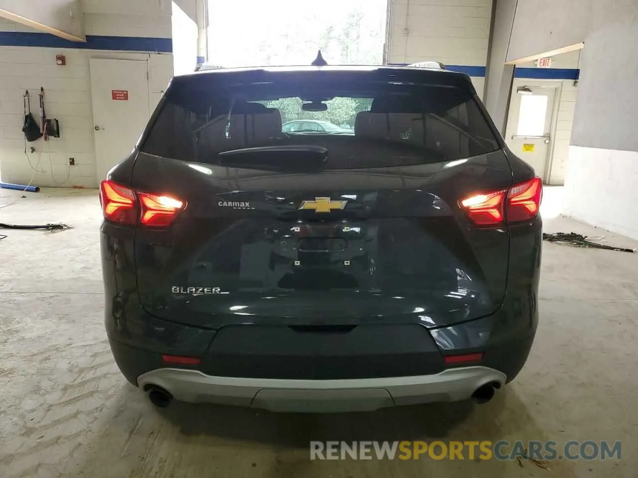 6 Фотография поврежденного автомобиля 3GNKBCRS9KS702667 CHEVROLET BLAZER 2019