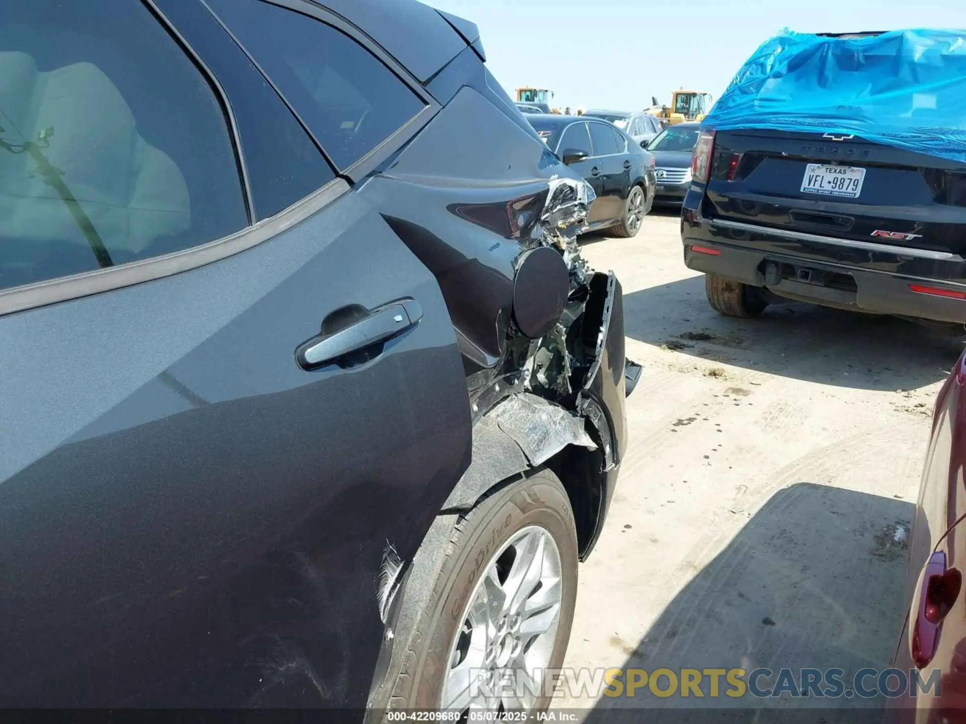 6 Photograph of a damaged car 3GNKBDRS7KS590179 CHEVROLET BLAZER 2019