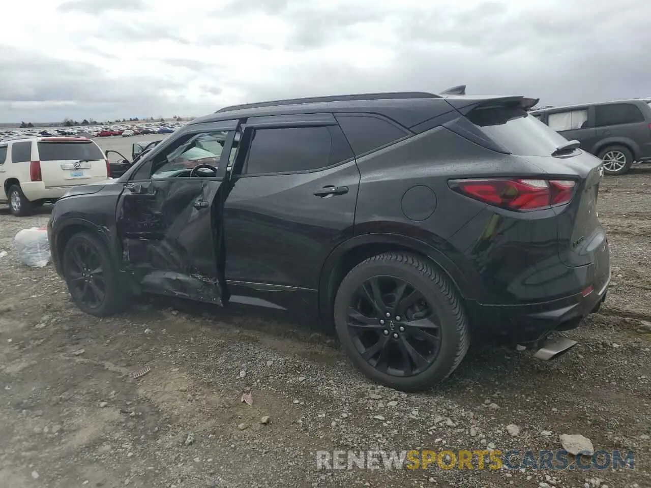 2 Photograph of a damaged car 3GNKBERS0KS581975 CHEVROLET BLAZER 2019