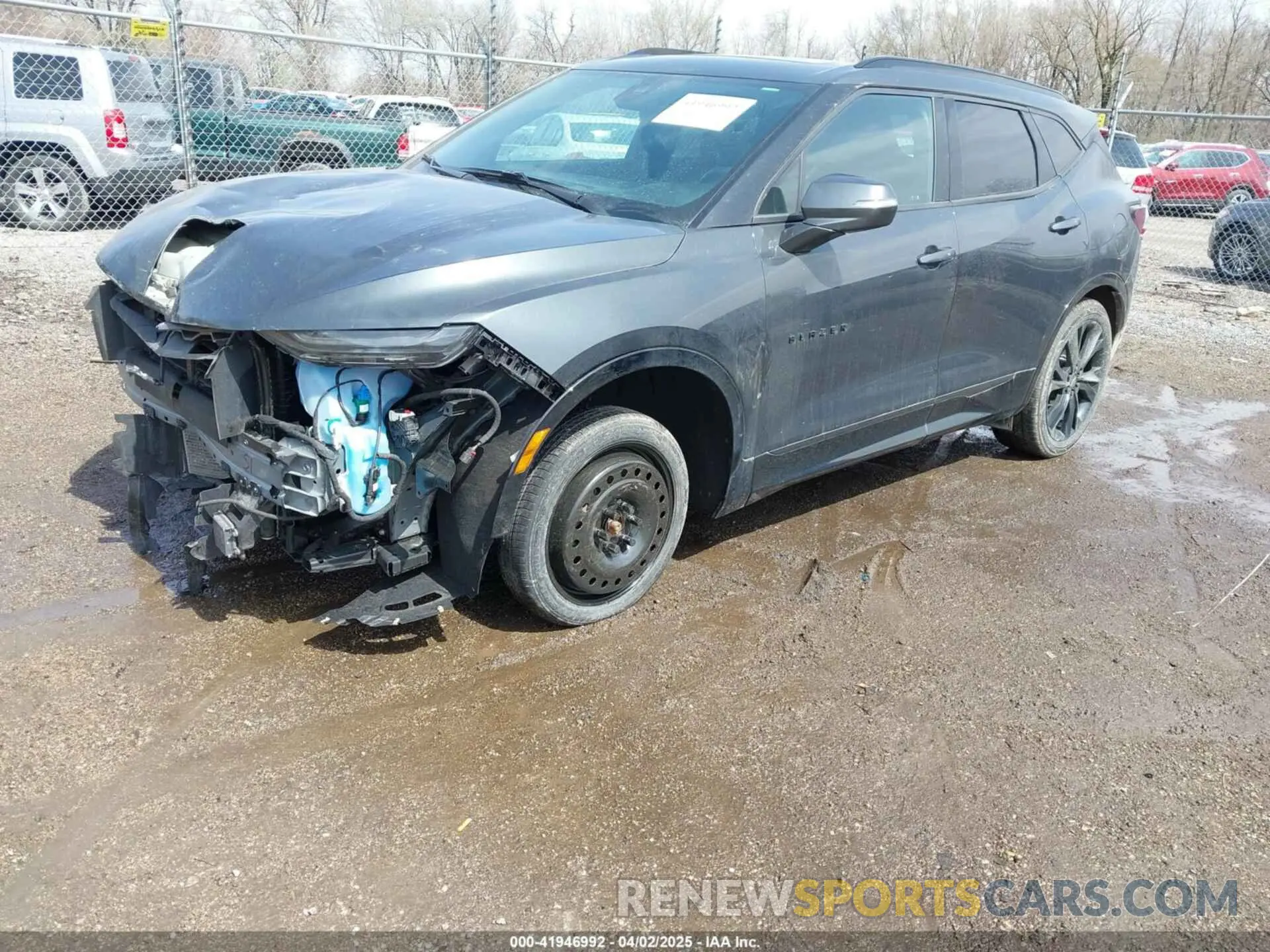 2 Photograph of a damaged car 3GNKBERS2K5694793 CHEVROLET BLAZER 2019
