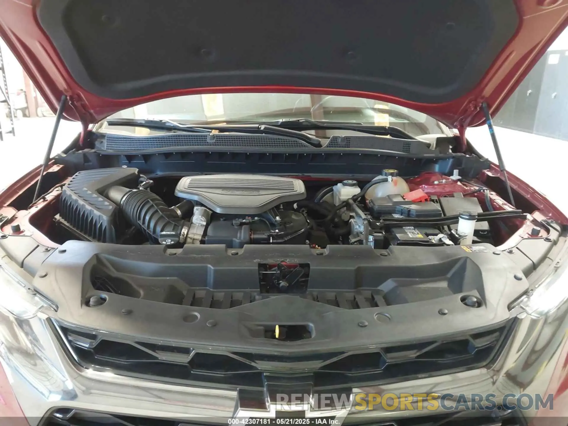 10 Photograph of a damaged car 3GNKBERS3KS681486 CHEVROLET BLAZER 2019