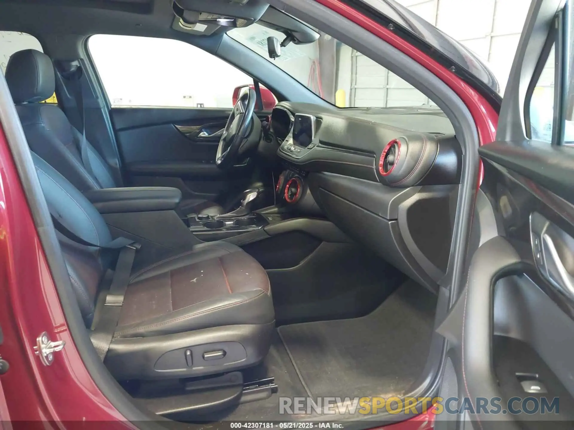 5 Photograph of a damaged car 3GNKBERS3KS681486 CHEVROLET BLAZER 2019