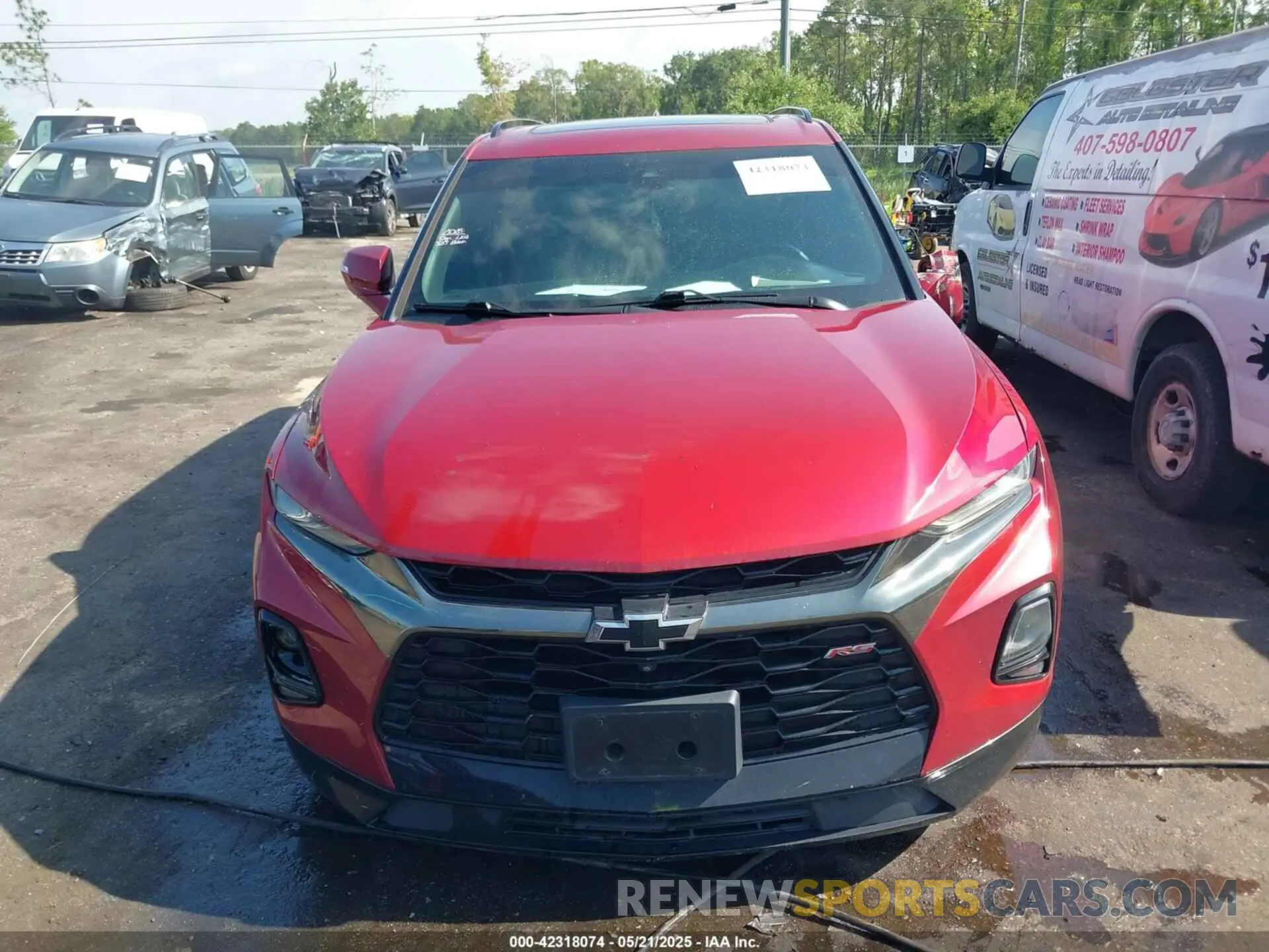 13 Photograph of a damaged car 3GNKBERS4KS621667 CHEVROLET BLAZER 2019