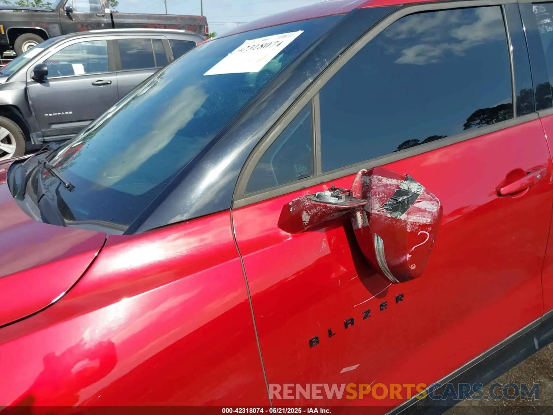 6 Photograph of a damaged car 3GNKBERS4KS621667 CHEVROLET BLAZER 2019