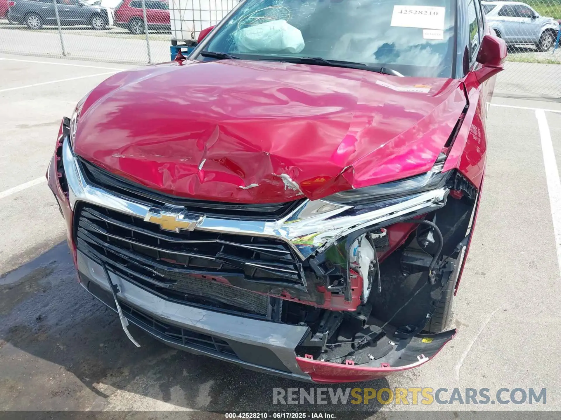 6 Photograph of a damaged car 3GNKBFRS0KS694315 CHEVROLET BLAZER 2019