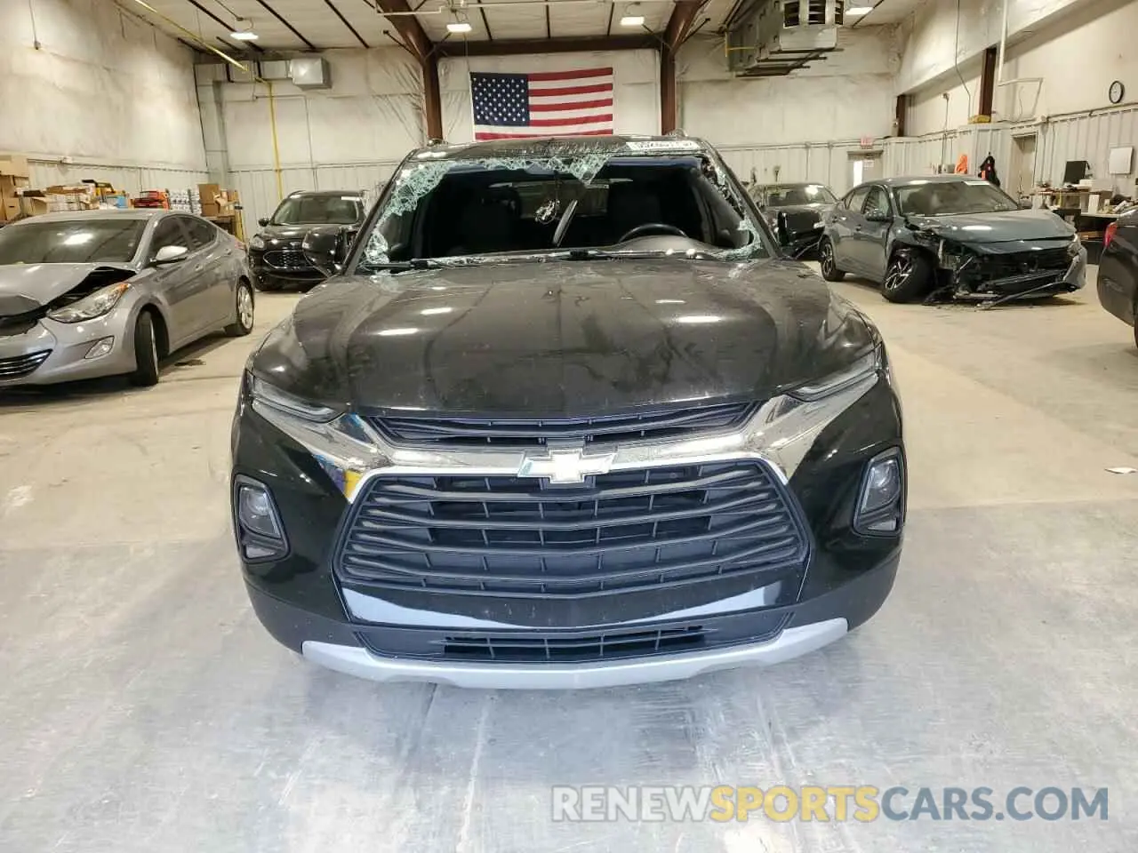5 Photograph of a damaged car 3GNKBGRS0KS702905 CHEVROLET BLAZER 2019