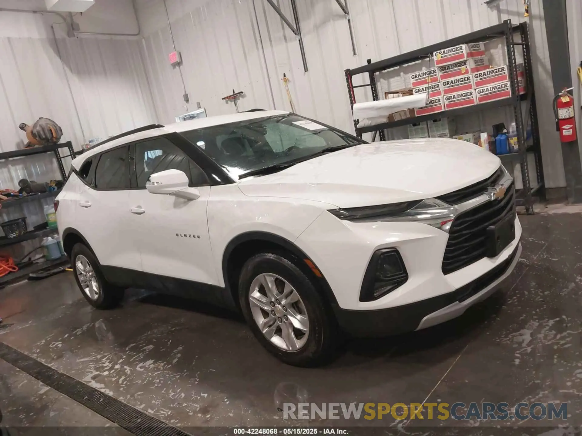 13 Photograph of a damaged car 3GNKBGRS2KS694189 CHEVROLET BLAZER 2019