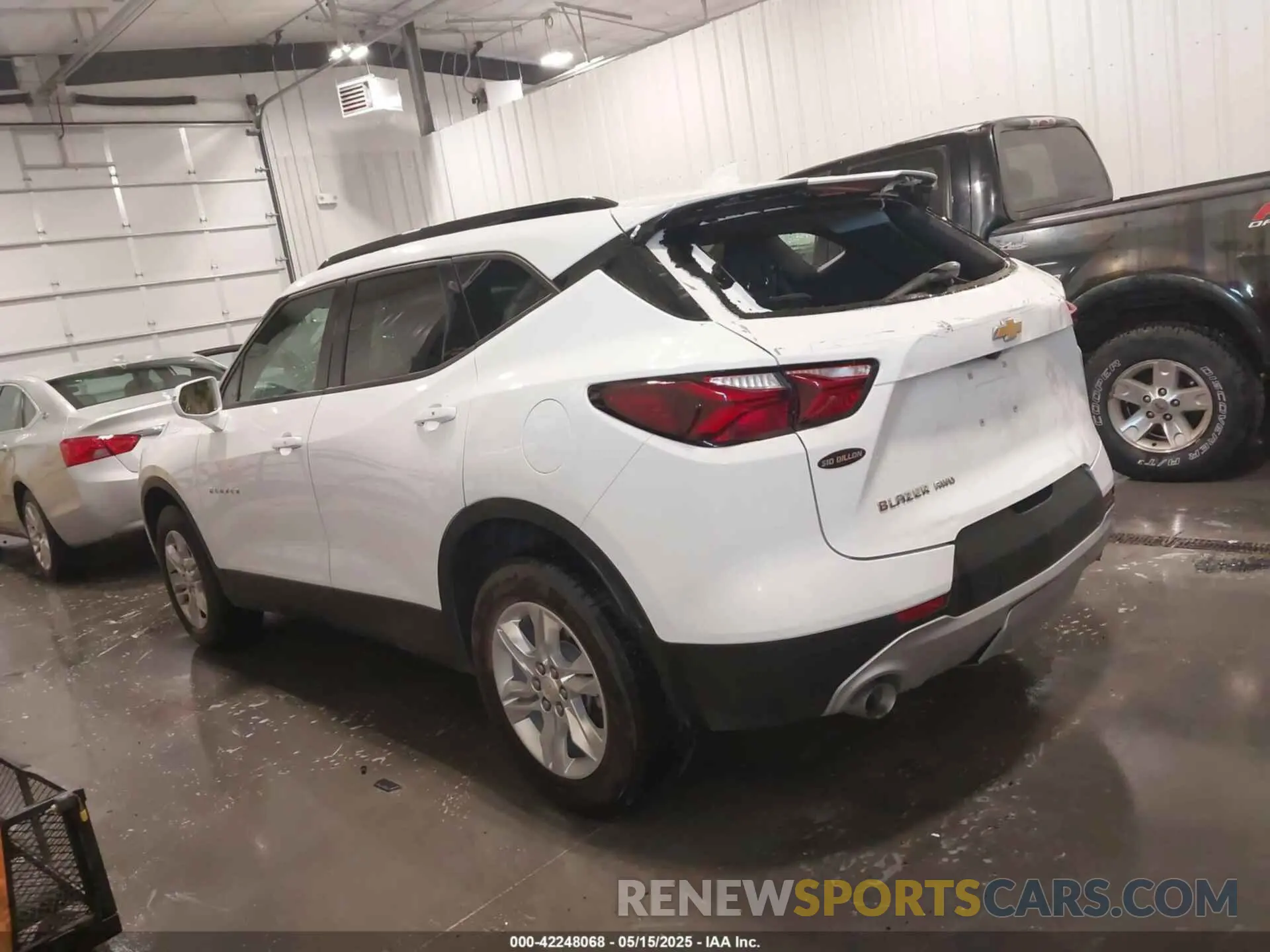 14 Photograph of a damaged car 3GNKBGRS2KS694189 CHEVROLET BLAZER 2019