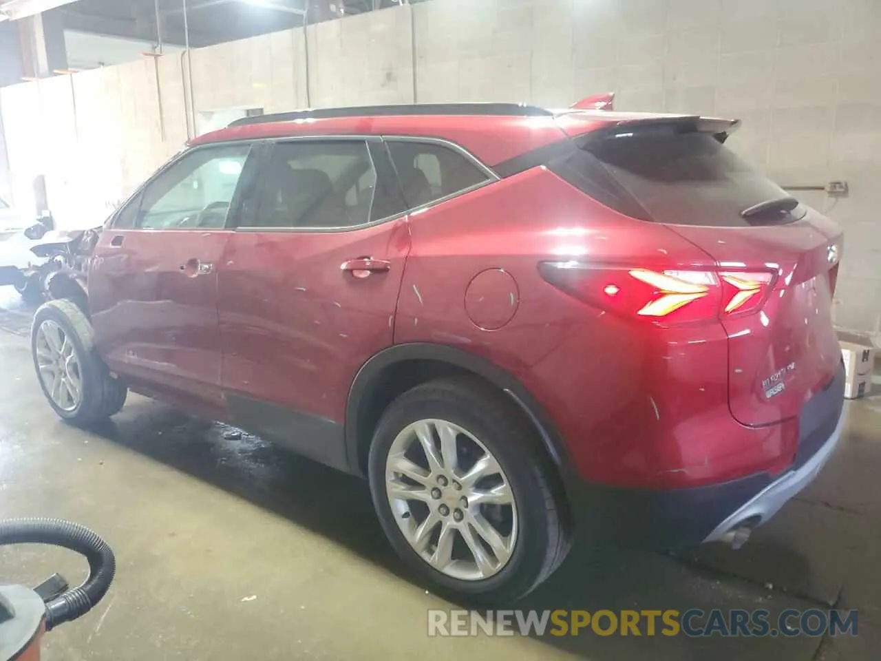 2 Photograph of a damaged car 3GNKBHRS0KS685108 CHEVROLET BLAZER 2019