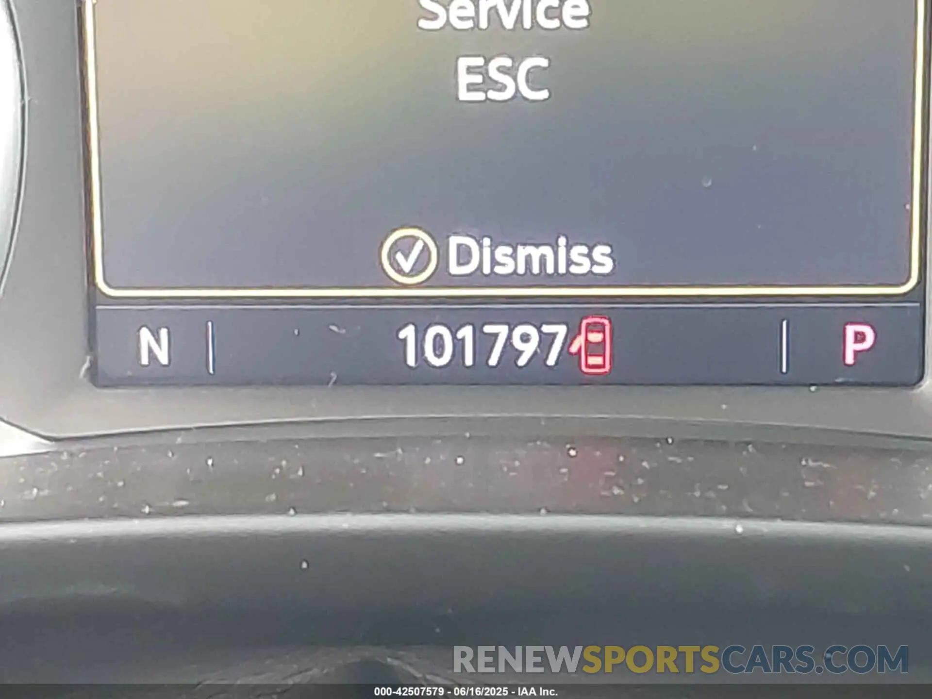 15 Photograph of a damaged car 3GNKBHRS6KS660522 CHEVROLET BLAZER 2019