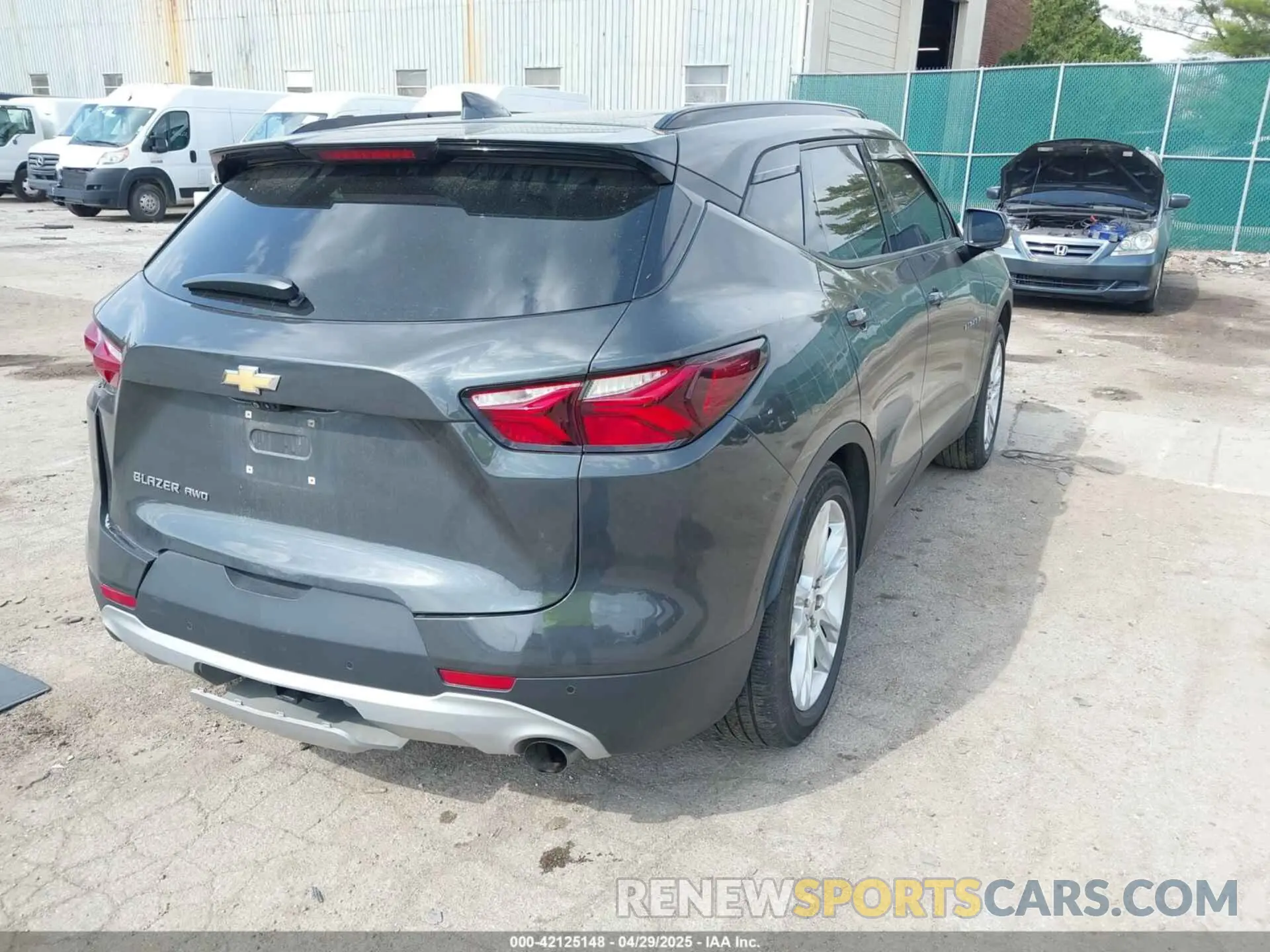 4 Photograph of a damaged car 3GNKBHRS6KS677627 CHEVROLET BLAZER 2019