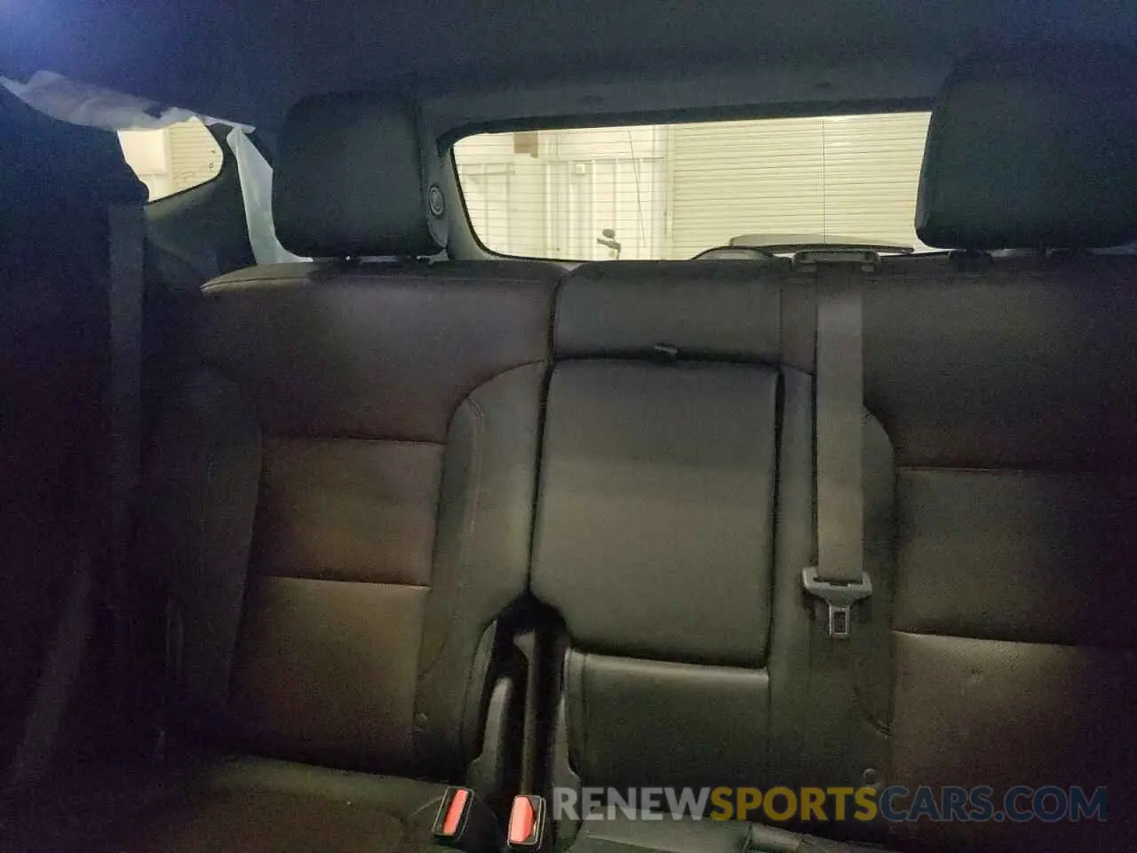 10 Фотография поврежденного автомобиля 3GNKBJRS0KS608665 CHEVROLET BLAZER 2019