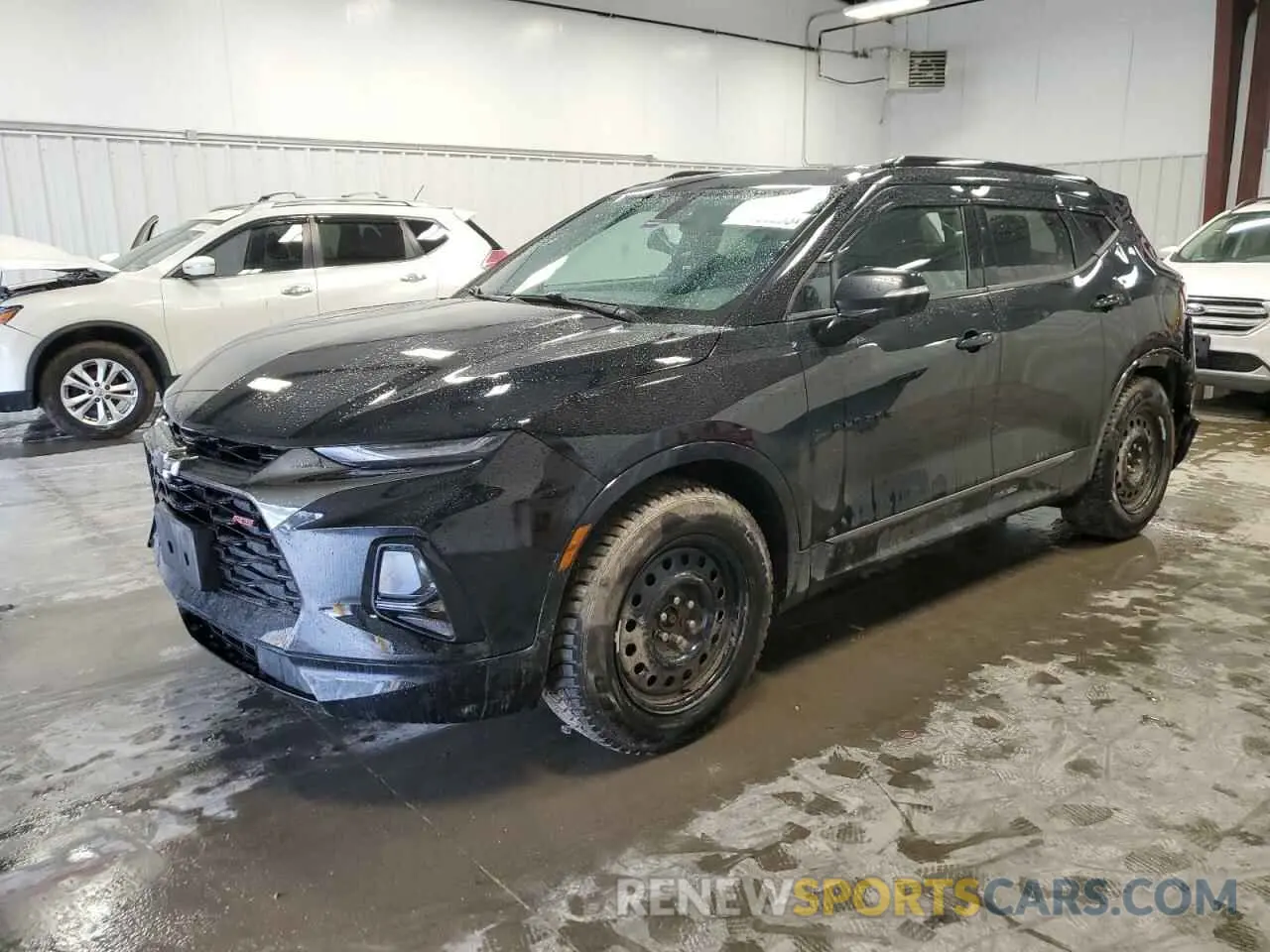 1 Photograph of a damaged car 3GNKBJRS1KS685433 CHEVROLET BLAZER 2019