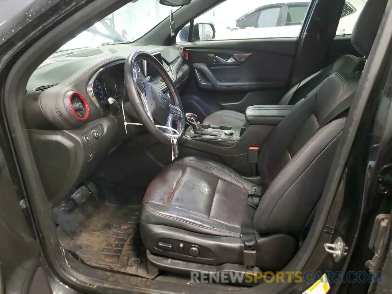 7 Photograph of a damaged car 3GNKBJRS1KS685433 CHEVROLET BLAZER 2019
