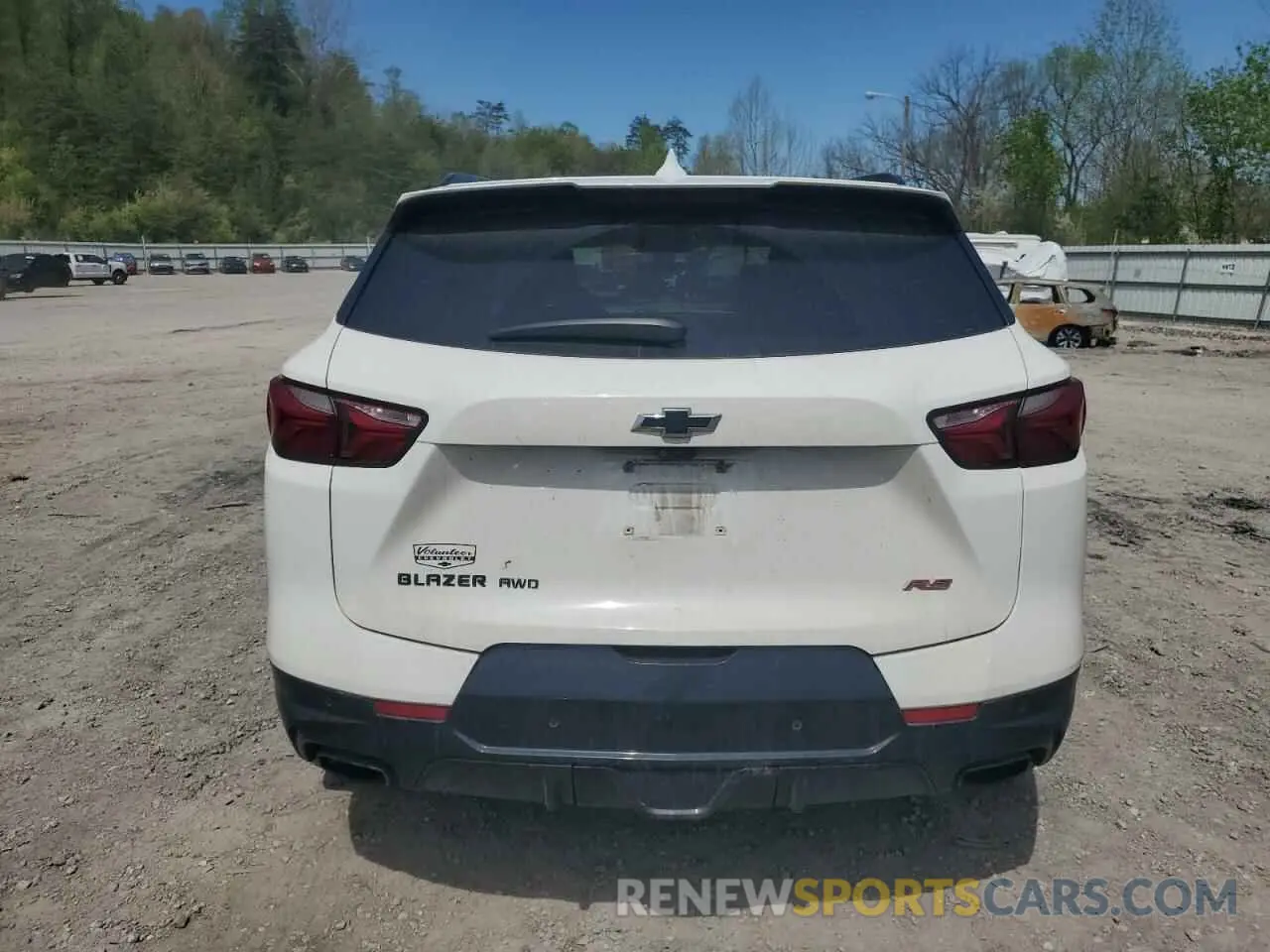 6 Photograph of a damaged car 3GNKBJRS5KS678615 CHEVROLET BLAZER 2019