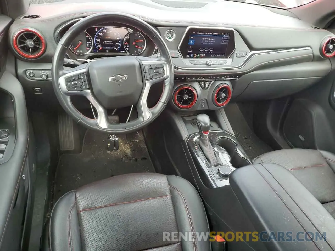 8 Фотография поврежденного автомобиля 3GNKBJRS6KS621369 CHEVROLET BLAZER 2019