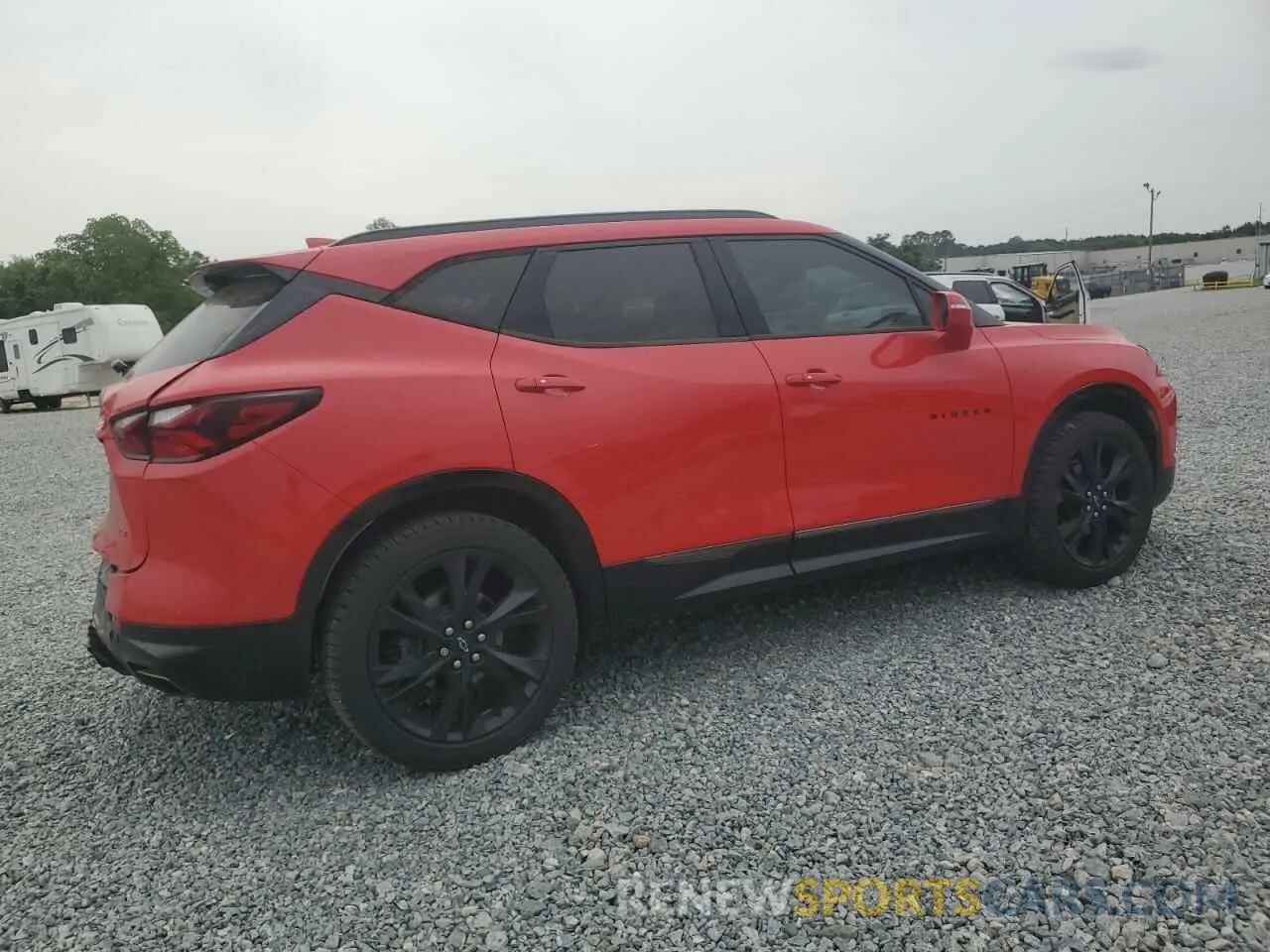 3 Фотография поврежденного автомобиля 3GNKBJRS7KS691785 CHEVROLET BLAZER 2019