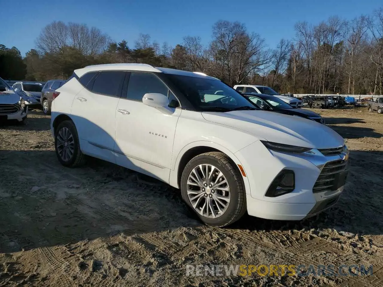 4 Photograph of a damaged car 3GNKBKRS0KS631661 CHEVROLET BLAZER 2019