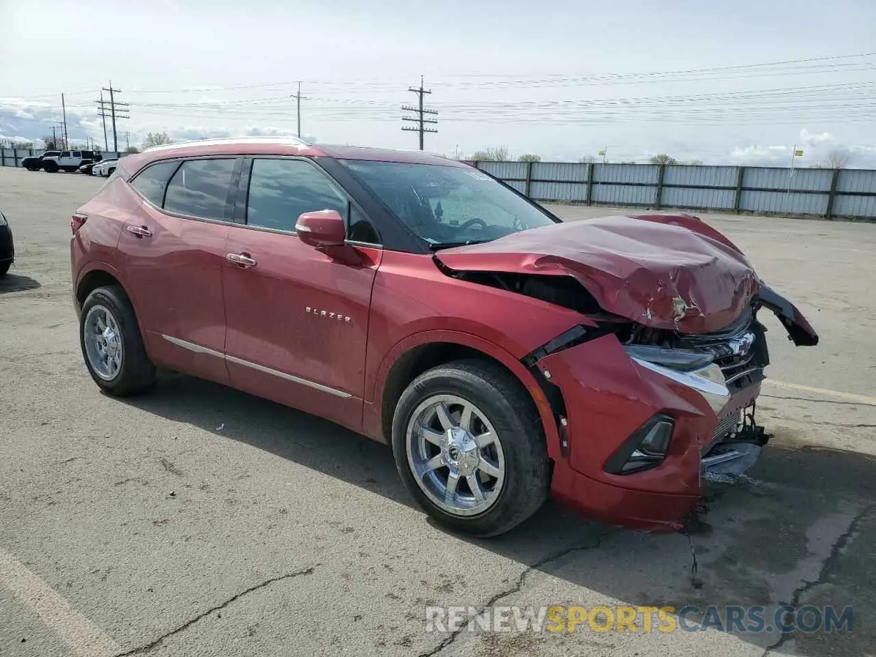 4 Photograph of a damaged car 3GNKBKRS2KS675354 CHEVROLET BLAZER 2019
