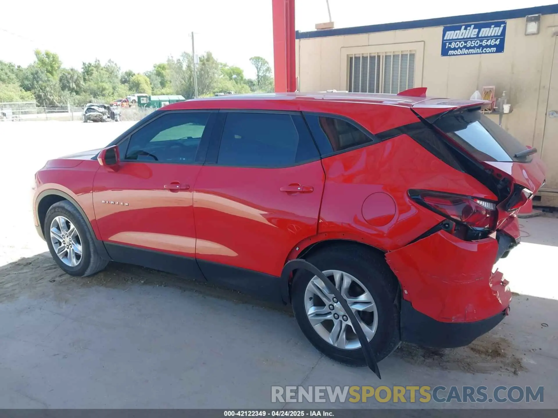 14 Photograph of a damaged car 3GNKBBRA1LS669618 CHEVROLET BLAZER 2020