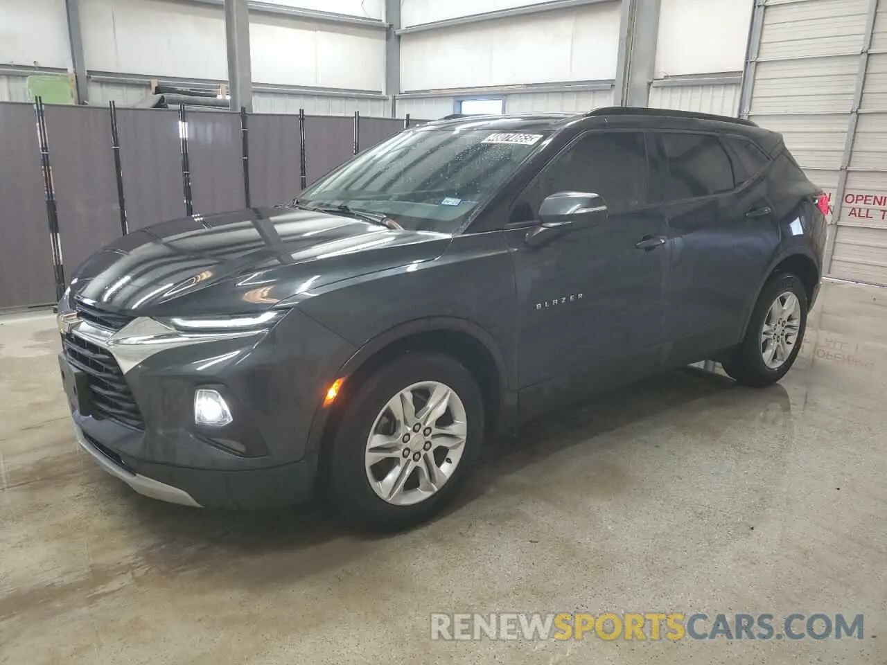1 Photograph of a damaged car 3GNKBBRA2LS643903 CHEVROLET BLAZER 2020