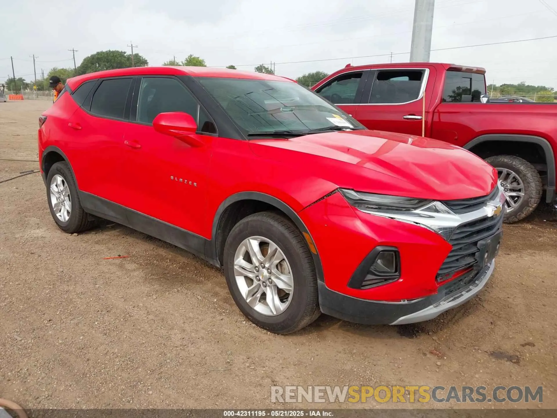 1 Фотография поврежденного автомобиля 3GNKBBRA2LS699128 CHEVROLET BLAZER 2020