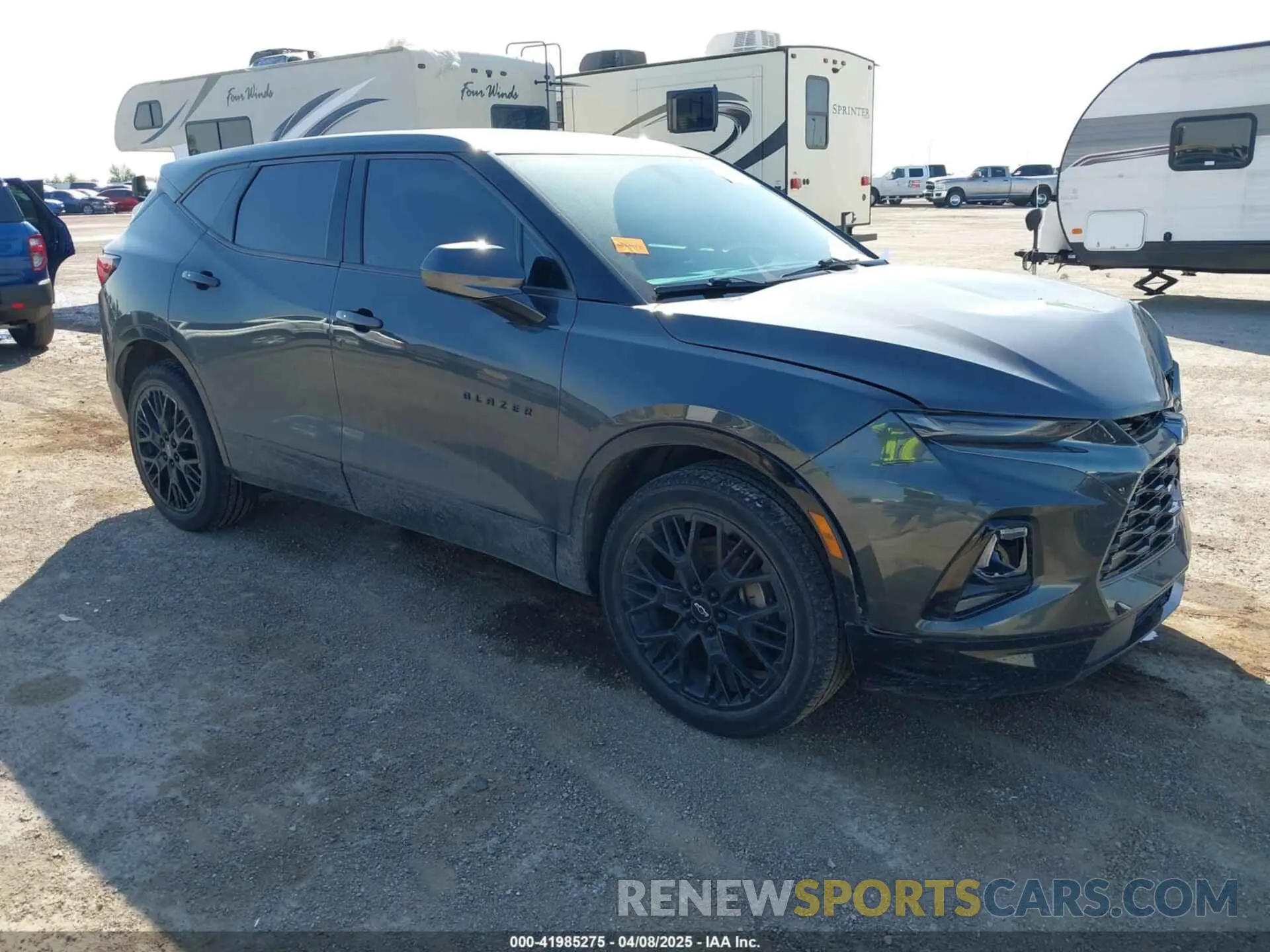 1 Photograph of a damaged car 3GNKBBRA4LS613043 CHEVROLET BLAZER 2020