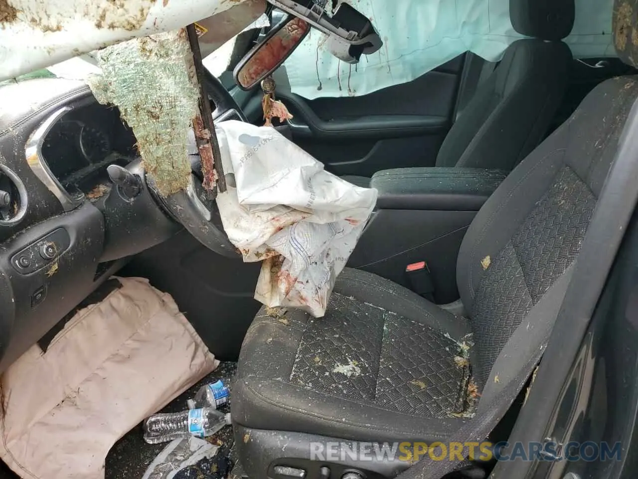 7 Photograph of a damaged car 3GNKBBRA6LS589568 CHEVROLET BLAZER 2020