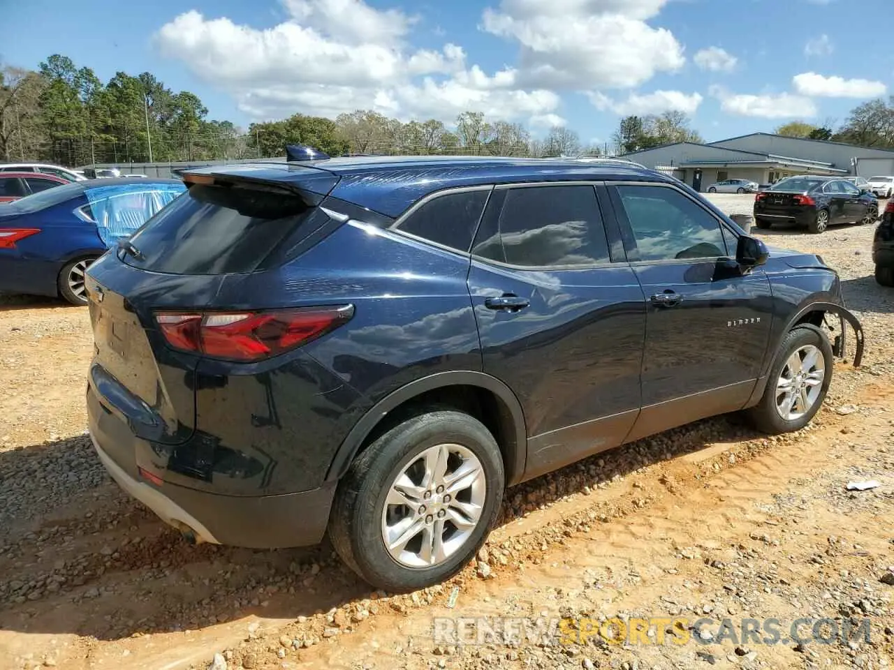 3 Photograph of a damaged car 3GNKBBRA7LS653830 CHEVROLET BLAZER 2020