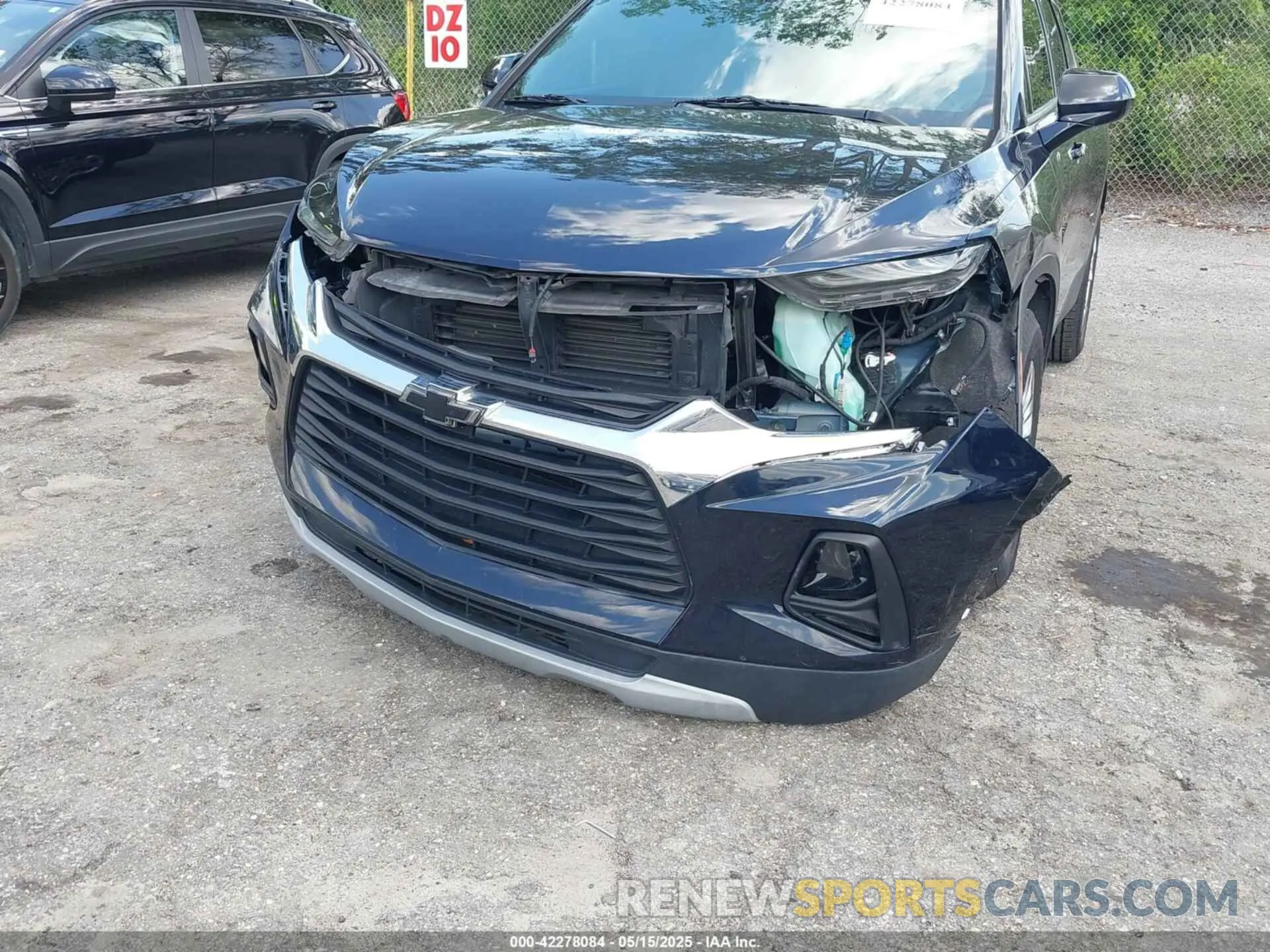 6 Photograph of a damaged car 3GNKBBRA9LS648290 CHEVROLET BLAZER 2020