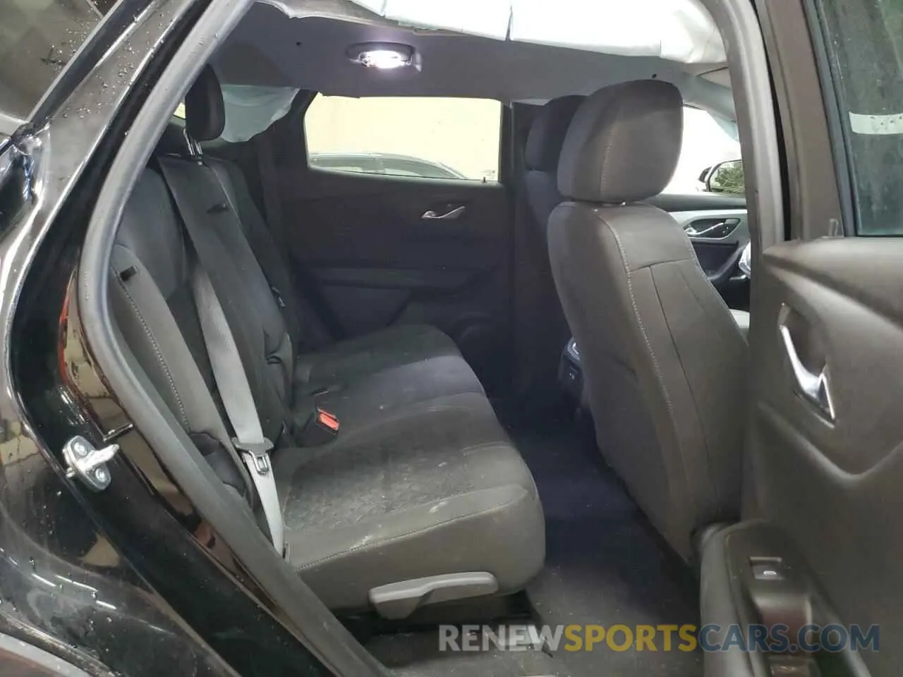 11 Photograph of a damaged car 3GNKBBRA9LS669317 CHEVROLET BLAZER 2020